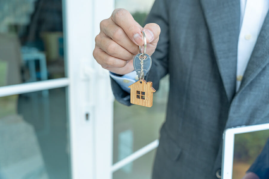 How to Find Family-Friendly Holiday Home Short-term Rentals in Dubai Hills: Your Ultimate Guide
