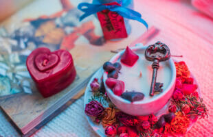 5 Tips for Hosting a Themed Party