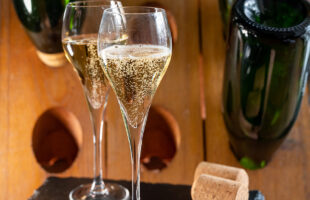 Finding the Perfect Wedding Anniversary Gift