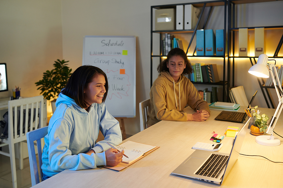 How to Choose an Online College