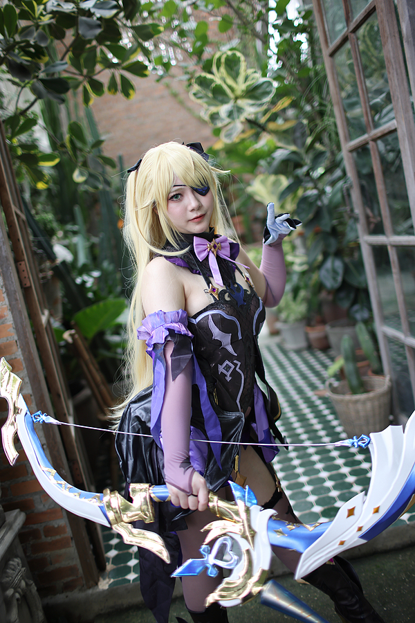 Cosplay of Genshin Impact universe