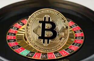 Cryptocurrencies vs. Traditional Money in Gambling