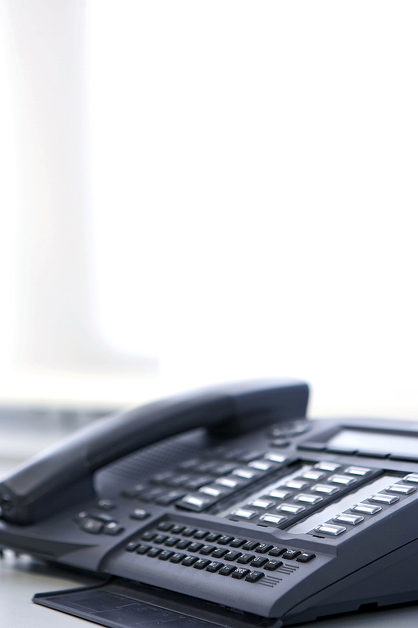 Features to Consider When Buying Desk Phones for Your Business