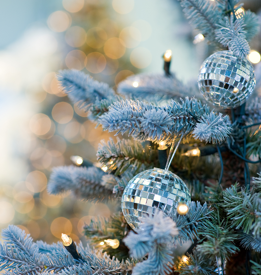 Elevate Your Celebration with Exceptional Artificial Christmas Trees from OJCommerce