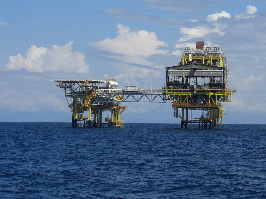 5 Common Causes of Oil Rig Accidents and How to Prevent Them