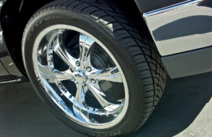 Why Chrome Rims Shine on Some Trucks — And Fade on Others?